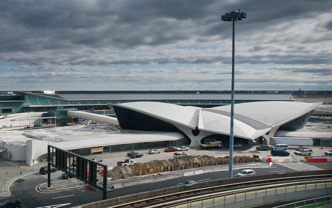The ARK at JFK: Keeping Animal Cargo Afloat