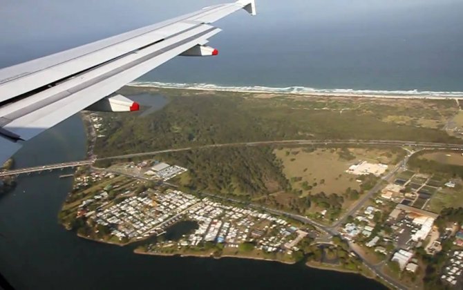 First Gold Coast-China Direct Commercial Flight Touches Down at Coolangatta