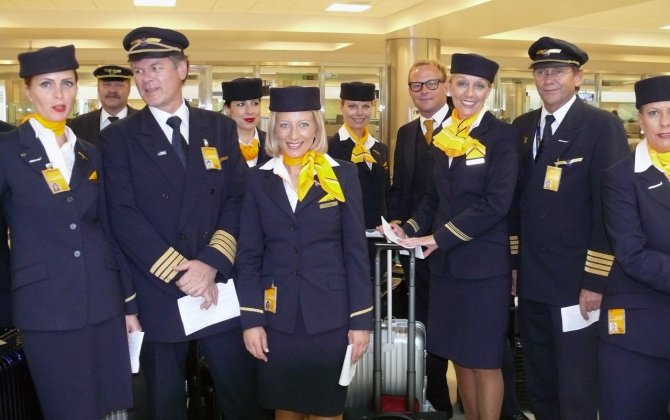 Lufthansa offers cabin personnel continued top remuneration and top pension provision