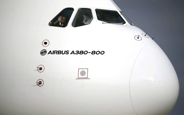 Airbus to meet A380 sales target this year