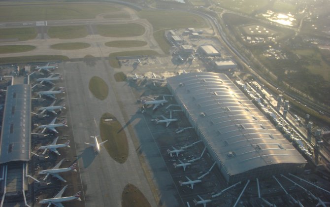 Heathrow Indecision Highlights Europe's Airport Crunch