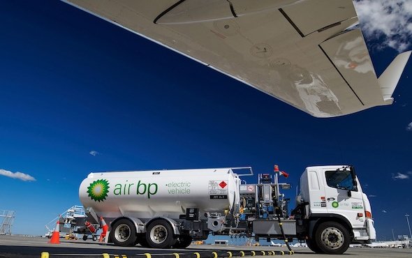 Air bp scoops Australian Aviation Sustainability Initiative of the Year award  