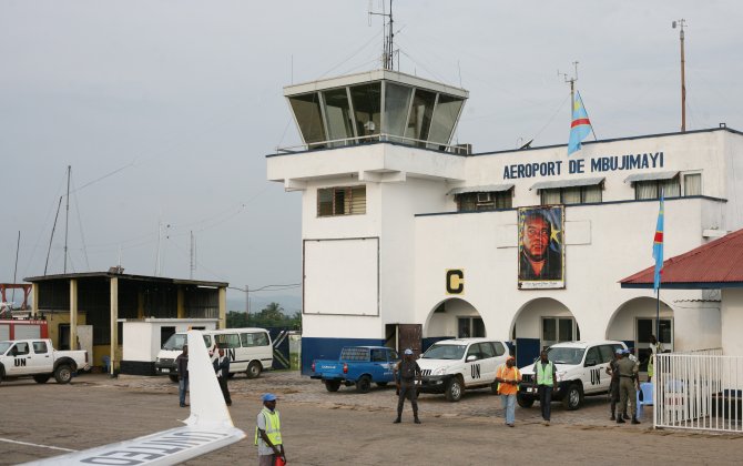 At least seven dead as freighter overruns DRC runway 