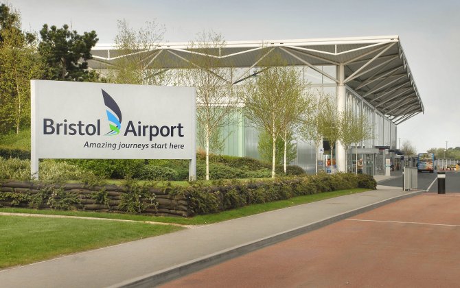 Bristol airport warns local economy could lose £843m  