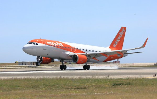 easyJet collaborates with Collins Aerospace to enhance operations