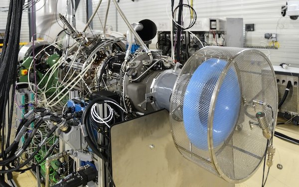 First helicopter engine runs using 100% sustainable fuel
