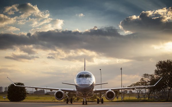 First of 25 New Embraer E175 Aircraft delivered to ExpressJet Airlines