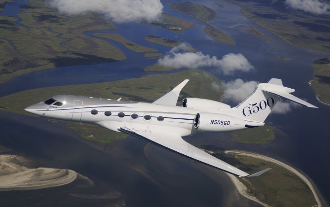 Fully outfitted Gulfstream G500 makes European debut in Paris