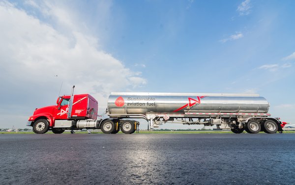 Largest global business aviation sustainable fuel agreement in history - Avfuel invests in clean tech company Alder Fuels 