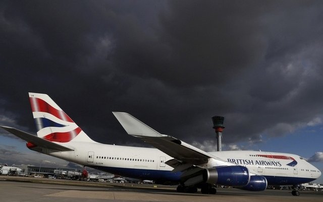 Lufthansa warns UK airlines of Brexit clouds ahead