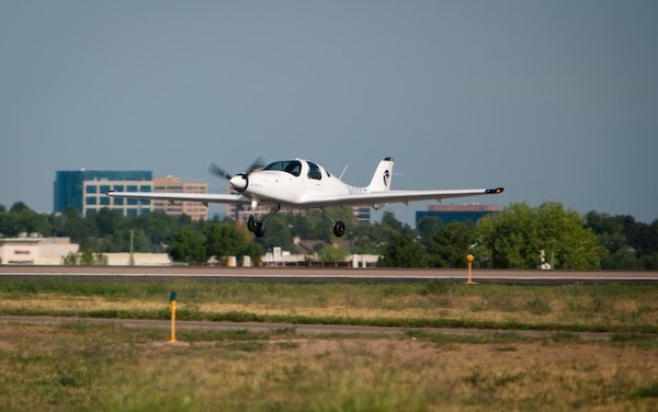 magniX powers eFlyer 2 milestone as Bye Aerospace achieves first flight