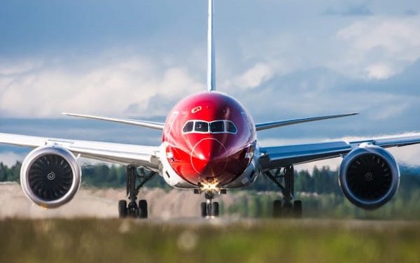 Norwegian to suspend more than 4000 flights and implement layoffs