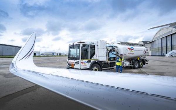 Permanent supply of sustainable aviation fuel in France at Paris-Le Bourget Airport - TotalEnergies