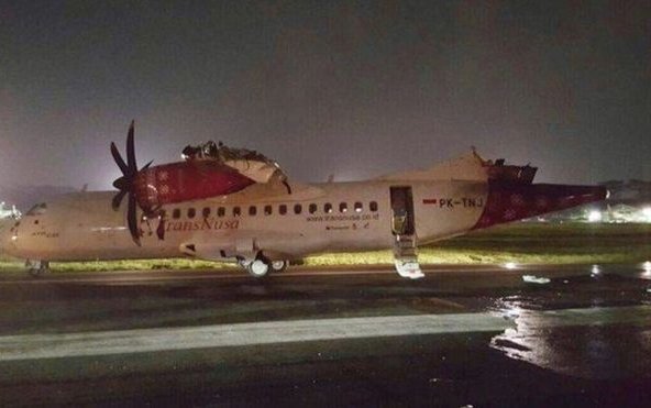 Two aeroplanes collide at Jakarta airport