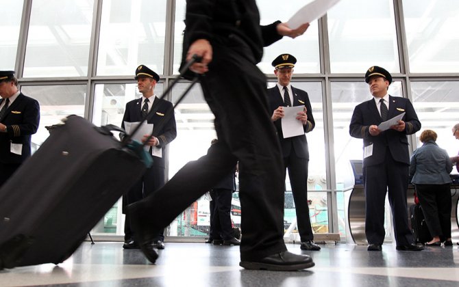 United Is Adding a Training Safety Day for All 12,000 Pilots