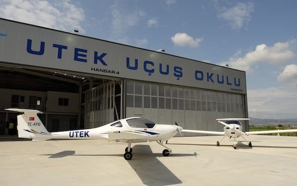 UTEK Flight School acquired an ALSIM AL250