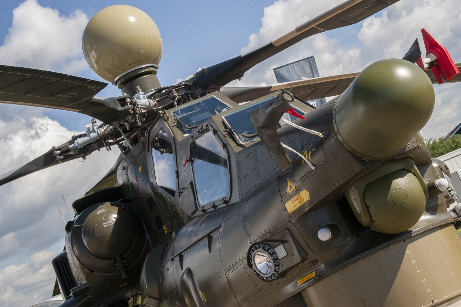russian-helicopters-showcases-upgraded-mi-28ne-night-hunter-attack-helicopter-at-army-2018-forum-13187-gVFvnRns6alBhrXqzvCxVvXnF.jpg
