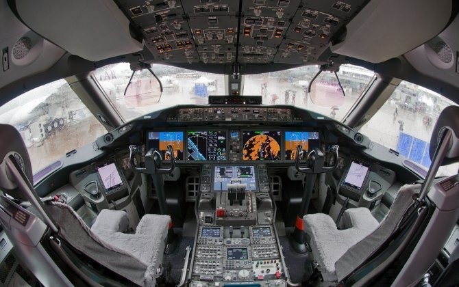 Boeing delivers 14 Dreamliners, strong cash flow seen: sources