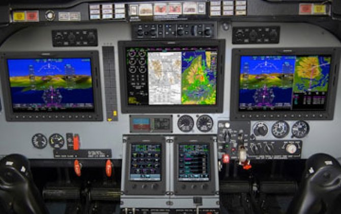 Garmin : Unveils New Landscape Touchscreen Controller for Integrated Flight Decks