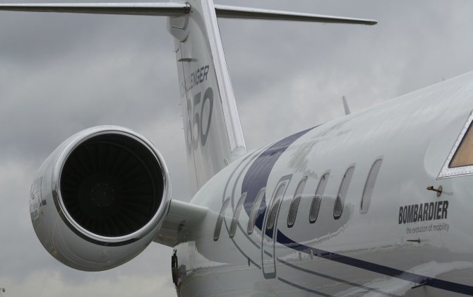 Bombardier at JetExpo 2015 with new Challenger 650