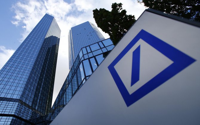 Deutsche Bank CEO to shy away from 'big bang' reform at board summit