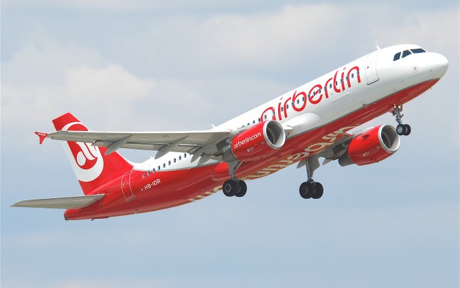 Accident: airberlin A321 at Dusseldorf on Sep. 19, 2015, Burst Tyre on Takeoff