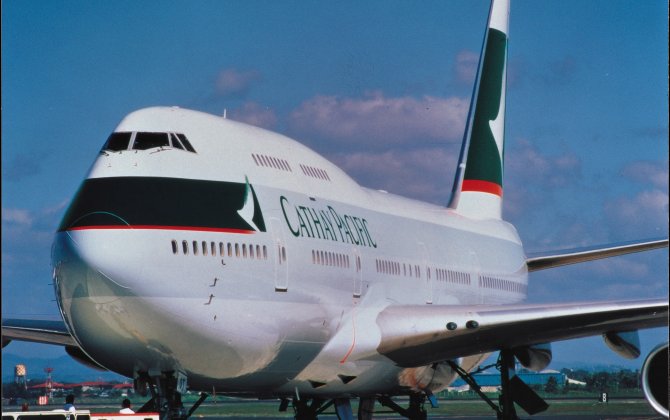 Cathay Pacific Hurt by Runway Delay in Hong Kong with Rivals Expanding