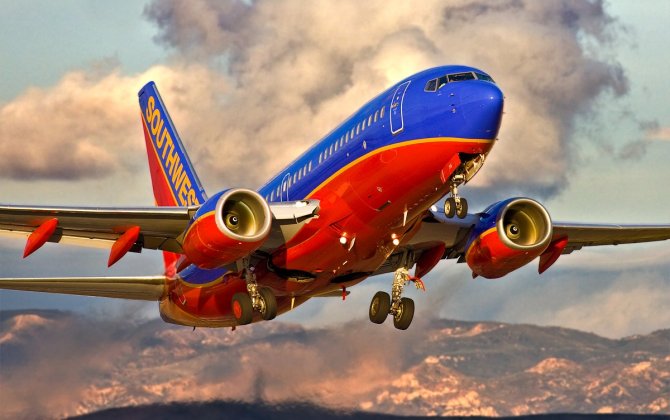 Southwest Airlines Flight Turns Back to LAX Amid Violence on Board