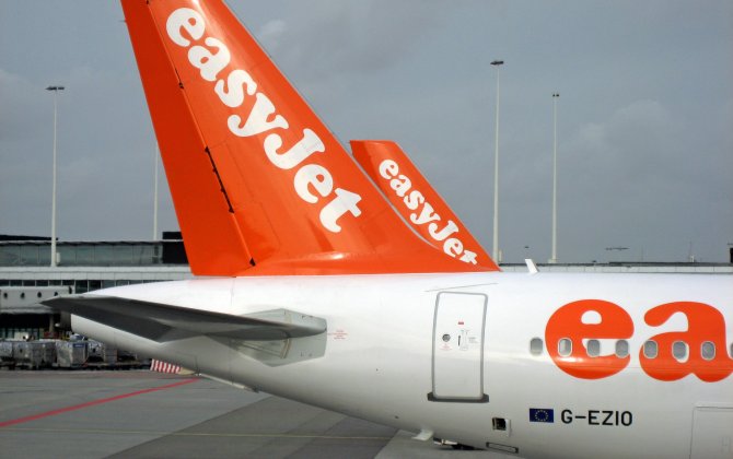 easyJet Pilots Abort Landing Attempt After Losing Situational Awareness and Flying Off Course