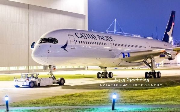 Cathay Pacific Confirms A350 Flight to London Gatwick