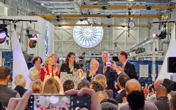 Air France Industries KLM Engineering & Maintenance opens new engine shop at Orly