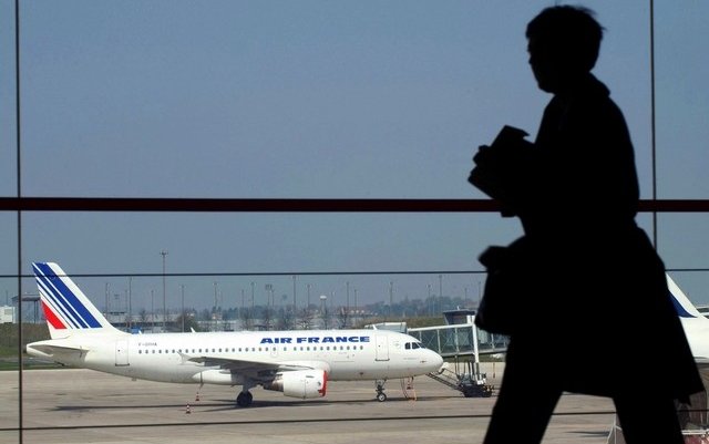 Air France says bookings will fall further in wake of terror attacks