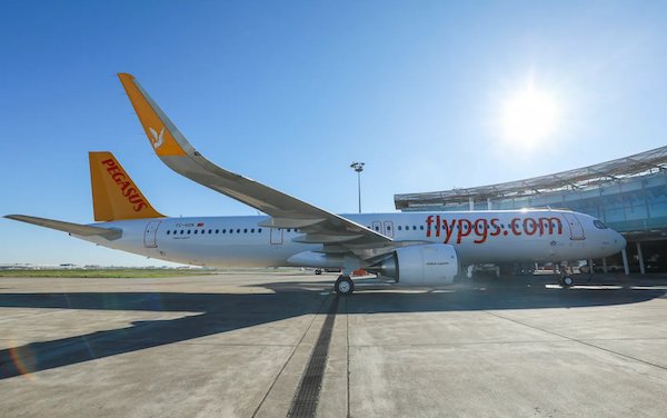 Airbus delivers first aircraft from new Toulouse Final Assembly Line - an A321neo to Pegasus Airlines