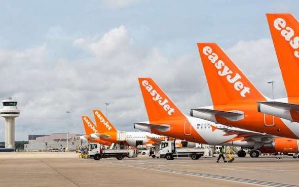 Cathay Pacific becomes easyJet Worldwide partner