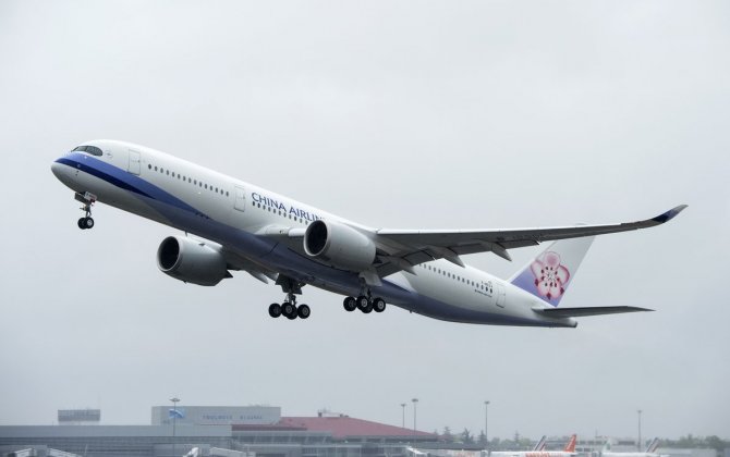 China Airlines&rsquo; first A350 XWB takes to the skies