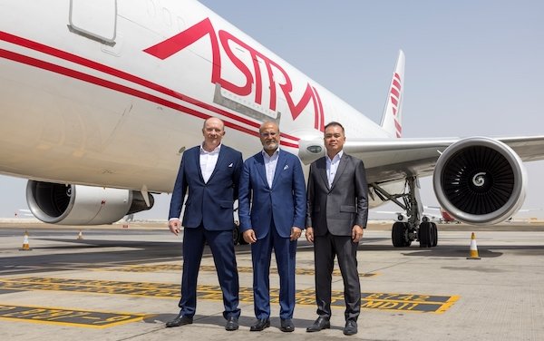 Etihad Cargo and Astral Aviation celebrate inaugural flight