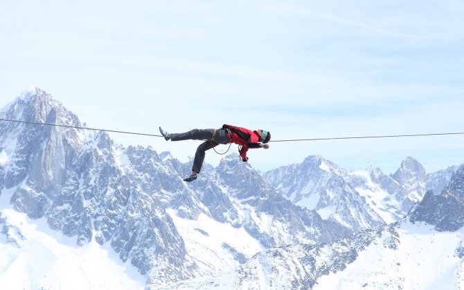 French daredevil plummets 100ft to his death after hot air balloon stunt goes wrong  