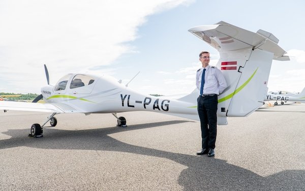 From ground to sky: growing number of airBaltic employees transforming into pilots