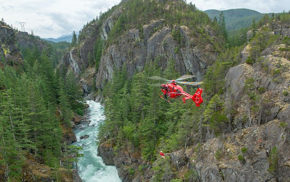 Helicopter flight paths to reduced emissions