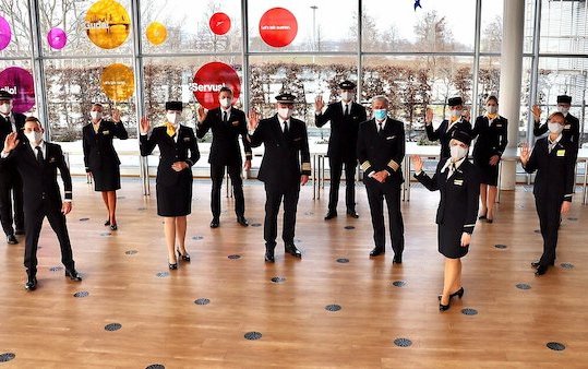 Longest Lufthansa passenger flight with polar explorers on board