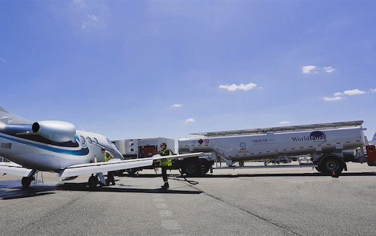 Neste extends relationship with World Fuel Services ensuring the availability of SAF at over 100 airports in Europe