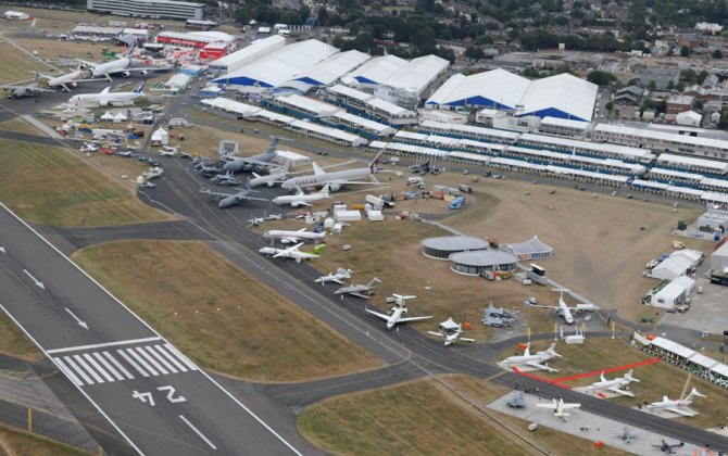 Newcomers from China, Russia want a piece of aviation market