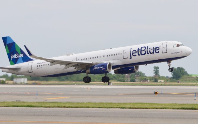 Pratt & Whitney and JetBlue sign long-term service agreement for 230 V2500 engines