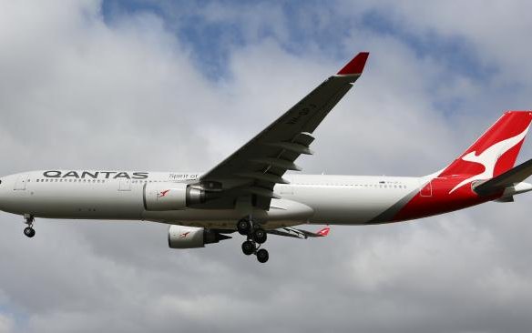 Qantas eyes non-stop Perth-to-UK flight