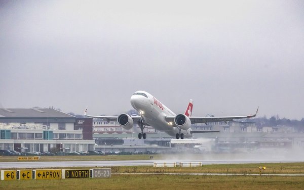 SWISS further raises travel comfort taking delivery of A320neo with Airspace Cabin