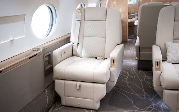 Yingling Aviation completes first 192 month inspection on Gulfstream G550